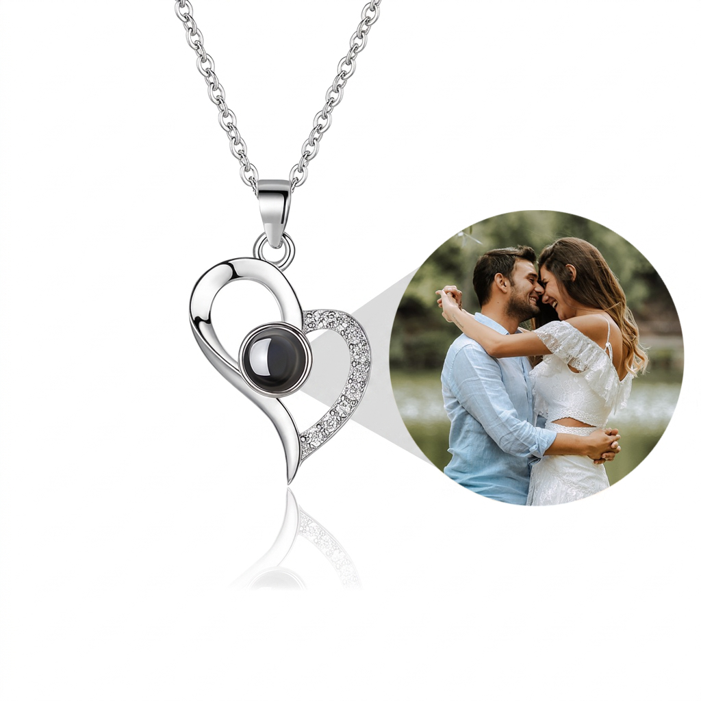 Personalisierte Geschenk Foto-Halskette als Herz mit Foto Hologramm-Projektion in Silber