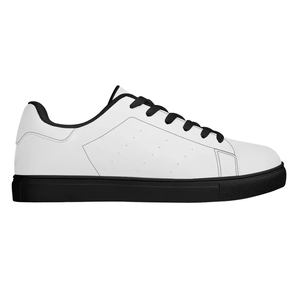 Weisse Schuhe mit schwarzer Sohle online selber gestalten, Sneaker mit eigenem Foto, Logo oder Design personalisieren und individuell kreieren